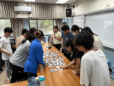 「遊戲中與關係X自己相遇」情感教育桌遊工作坊