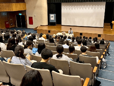 2024 女性影展講師進行影片解析與討論